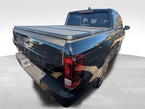 Used 2024 Honda Ridgeline Black Edition image 10