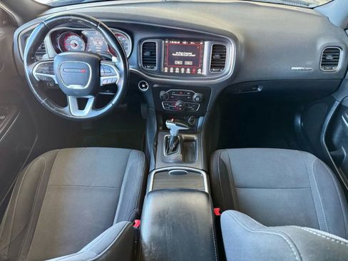 Used 2017 Dodge Charger R/T image 26
