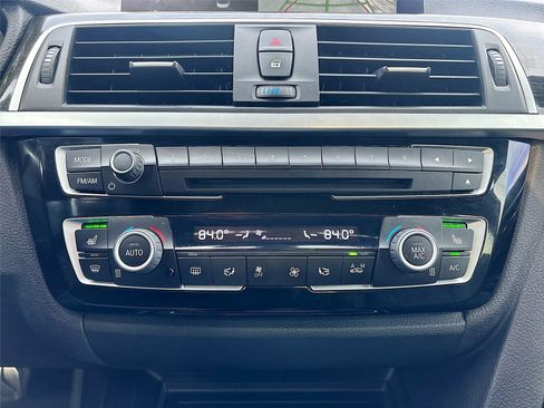 Used 2017 BMW 330i Sedan image 17