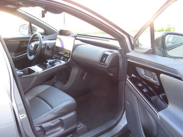 Used 2023 Subaru Solterra AWD image 19