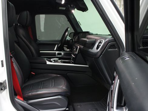 Used 2019 Mercedes-Benz G 550 image 16