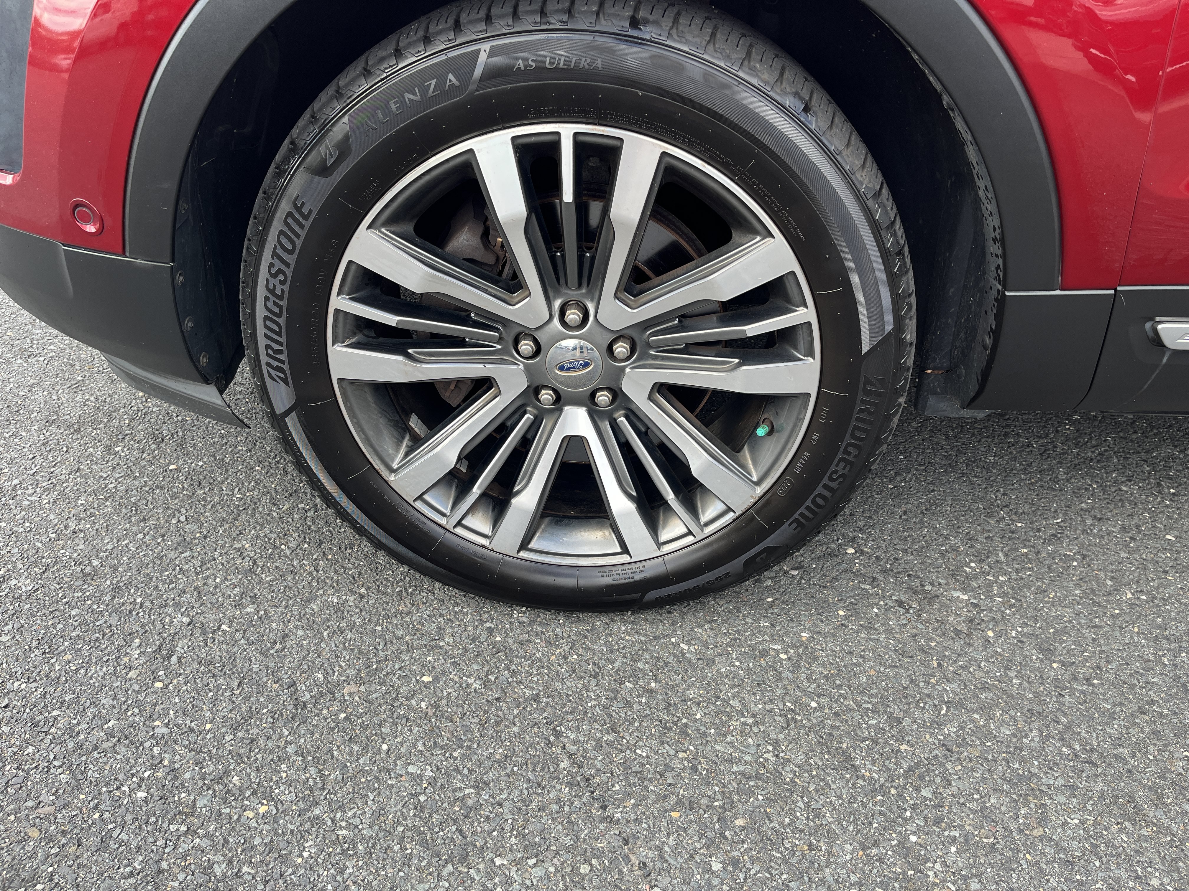 Used 2016 Ford Explorer Platinum AWD/4WD image 9