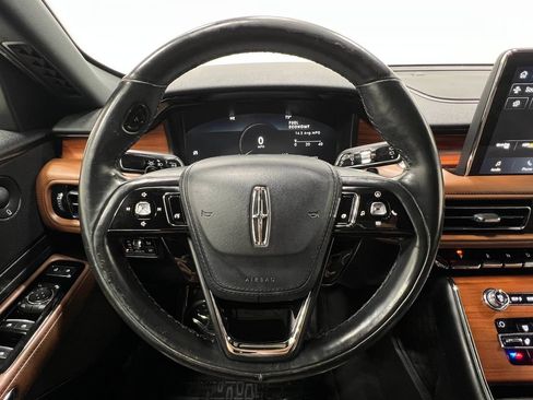 Used 2020 Lincoln Aviator Reserve w/ Elements Package Plus AWD/4WD image 23