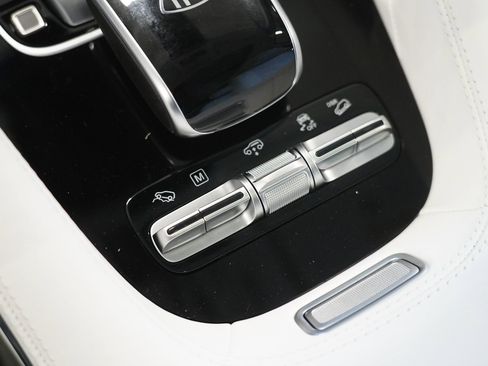 New 2026 Mercedes-Benz Maybach GLS 600 4MATIC image 30