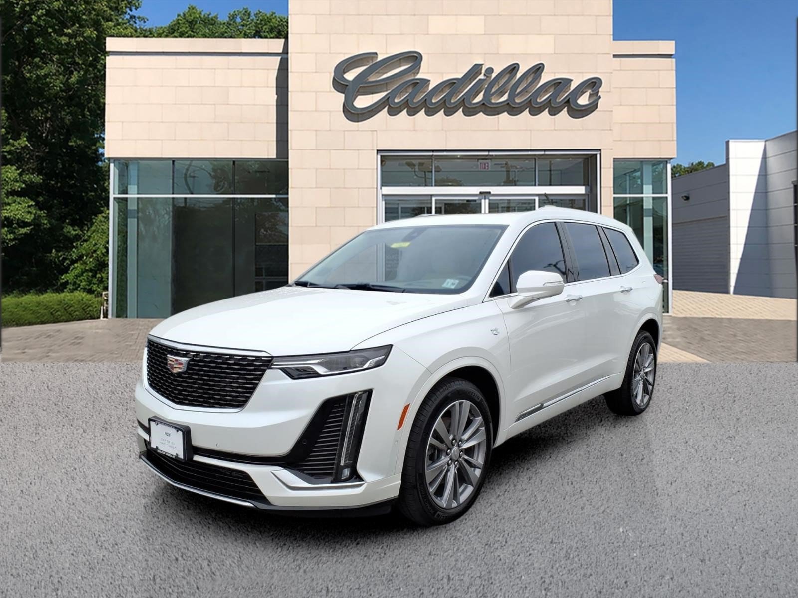 Certified 2024 Cadillac XT6 Premium Luxury w/ Technology Package AWD/4WD image 1