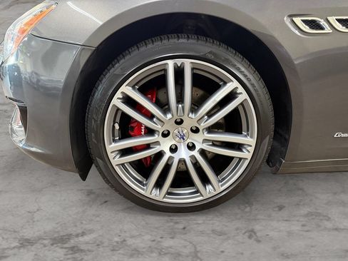 Used 2017 Maserati Quattroporte S GranSport RWD image 22