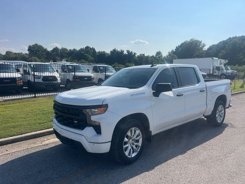 Used 2023 Chevrolet Silverado 1500 Custom RWD image 1