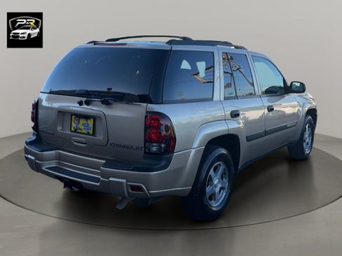 Used 2004 Chevrolet TrailBlazer LS w/ LS Preferred Equipment Group RWD image 5