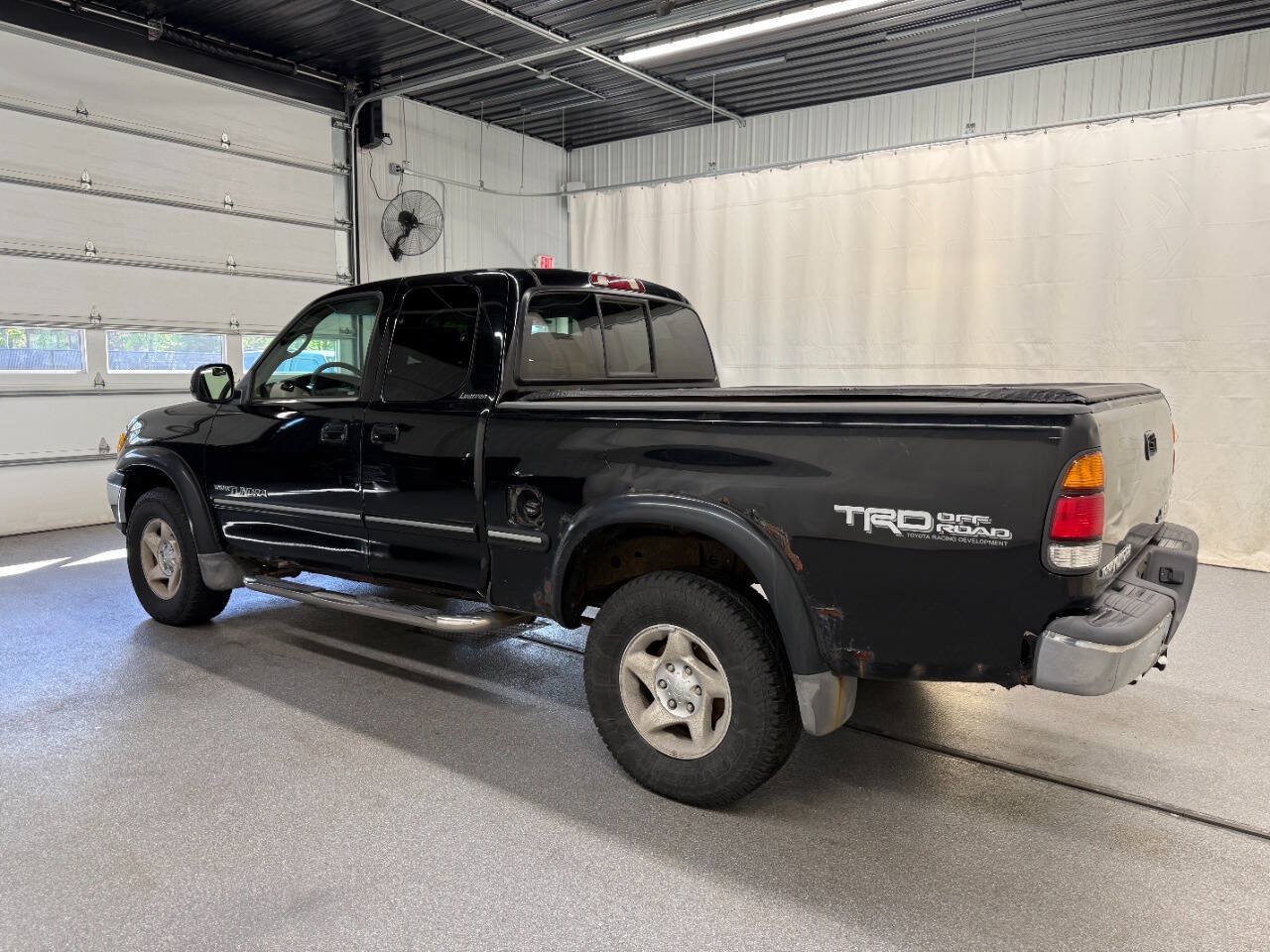 Used 2002 Toyota Tundra Limited w/ Off-Road Pkg AWD/4WD image 6