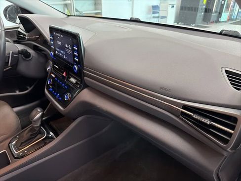 Used 2021 Hyundai Ioniq SEL FWD image 28