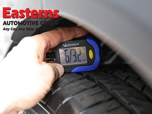 Used 2021 Subaru Crosstrek 2.0i Premium w/ Moonroof Package image 29