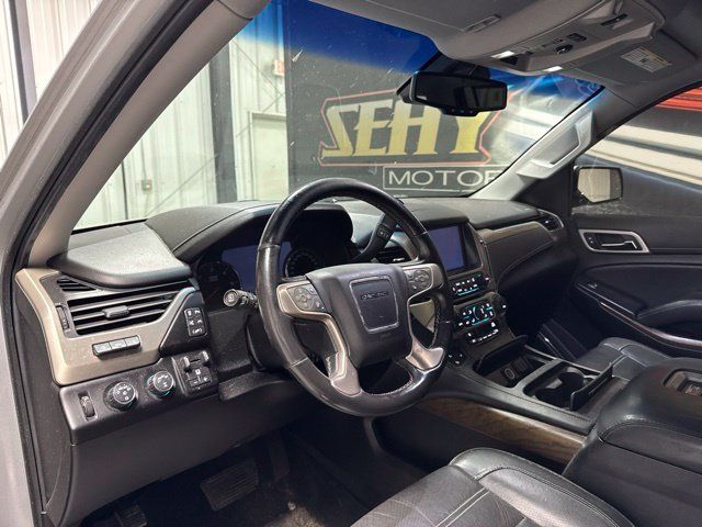 Used 2019 GMC Yukon XL Denali w/ Denali Ultimate Package AWD/4WD image 5