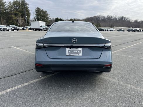 New 2026 Nissan Sentra SV image 4