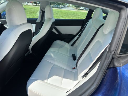 Used 2019 Tesla Model 3 AWD/4WD image 15