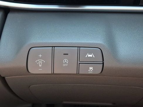 Used 2023 Hyundai Elantra SE w/ Preferred Accessory Package FWD image 25