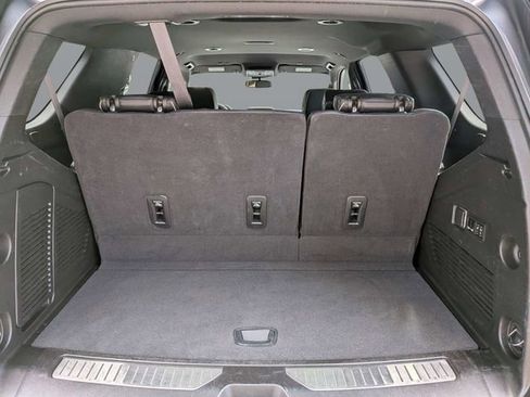 Used 2023 Chevrolet Tahoe Premier AWD/4WD image 13