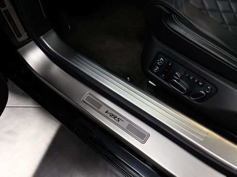 Used 2017 Bentley Flying Spur S V8 AWD/4WD image 9