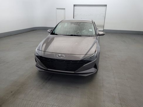 Used 2023 Hyundai Elantra SEL w/ Convenience Package FWD image 15