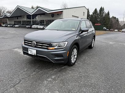 Used 2019 Volkswagen Tiguan SE w/ Panoramic Sunroof Package