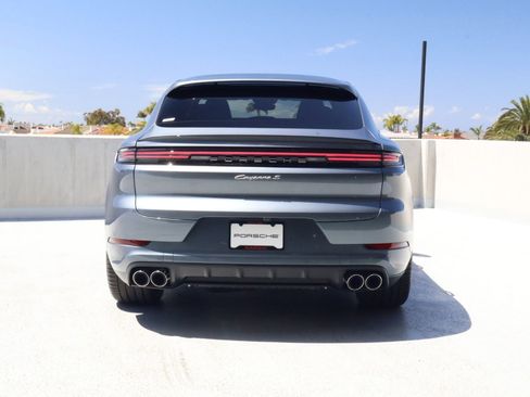New 2026 Porsche Cayenne S AWD/4WD image 10