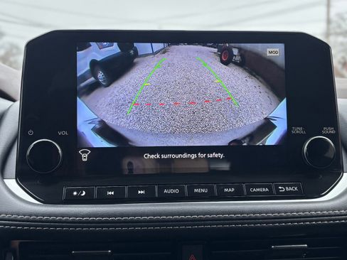 Used 2023 Nissan Rogue SL w/ SL Premium Package image 54