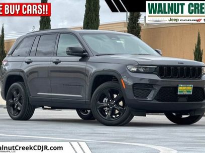 New 2025 Jeep Grand Cherokee Altitude