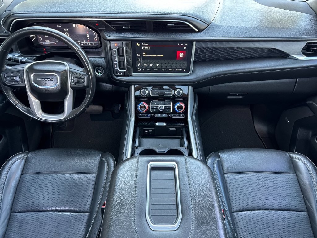 Used 2022 GMC Yukon Denali RWD image 14