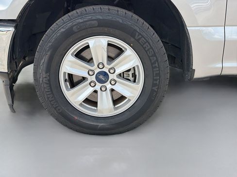 Used 2020 Ford F150 XLT w/ Equipment Group 301A Mid RWD image 38