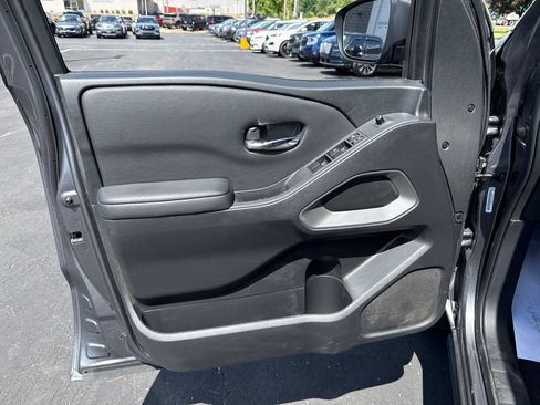 Used 2023 Nissan Frontier SV w/ SV Convenience Package AWD/4WD image 19