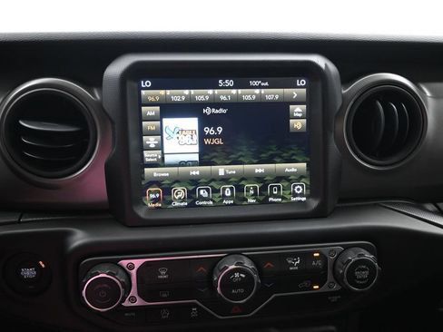 Used 2023 Jeep Wrangler Sport AWD/4WD image 15