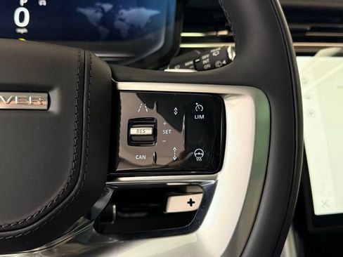 New 2025 Land Rover Range Rover SE image 23