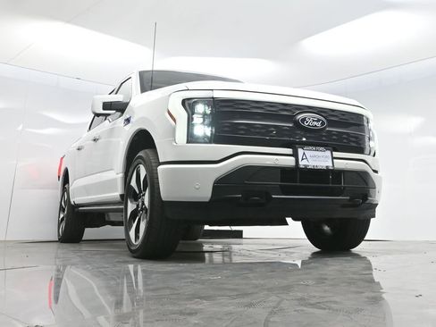 Used 2024 Ford F150 Lightning Platinum AWD/4WD image 51