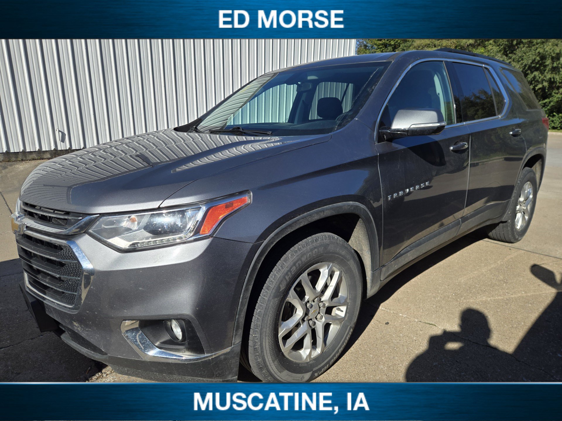 Used 2019 Chevrolet Traverse LT w/ LPO, Floor Liner Package AWD/4WD image 1