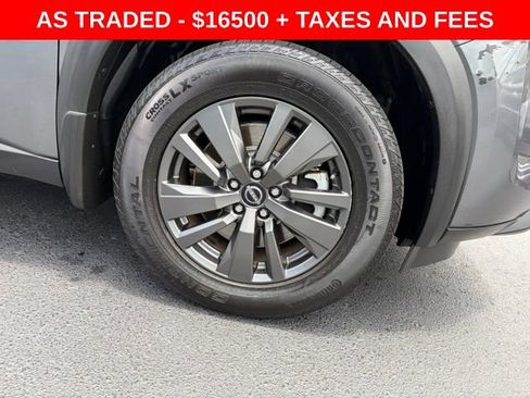 Used 2022 Nissan Pathfinder SV FWD image 8