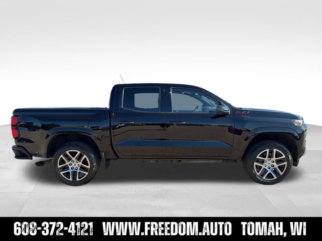 Used 2023 Chevrolet Colorado Z71 w/ Z71 Convenience Package 2 AWD/4WD image 6