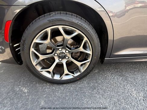 Used 2015 Chrysler 300 S w/ 300S Premium Group RWD image 23