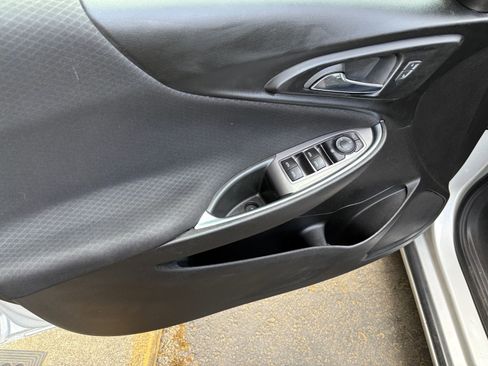 Used 2022 Chevrolet Malibu LT FWD image 14