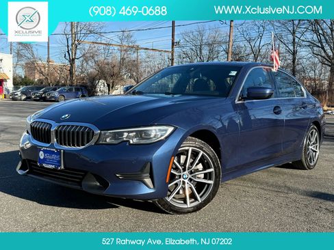 Used 2021 BMW 330i xDrive Sedan w/ Convenience Package AWD/4WD image 1