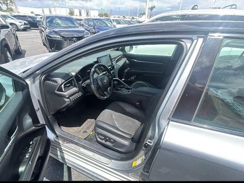 Used 2023 Toyota Camry XSE w/ Navigation Package FWD image 3