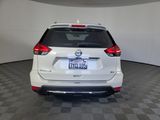 Used 2017 Nissan Rogue SV image 5