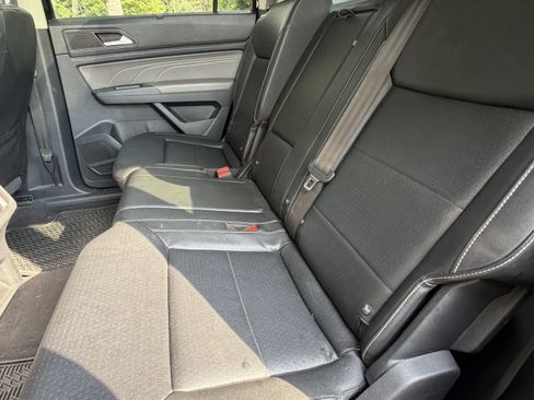 Used 2021 Volkswagen Atlas SE w/ Panoramic Sunroof Package FWD image 32