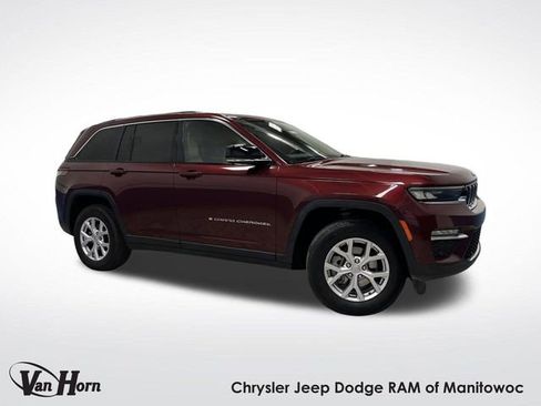 Used 2022 Jeep Grand Cherokee Limited w/ Luxury Tech Group II image 1