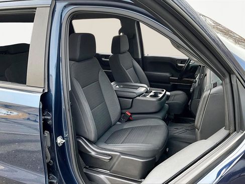 Used 2021 Chevrolet Silverado 1500 LT w/ Bed Protection Package image 7