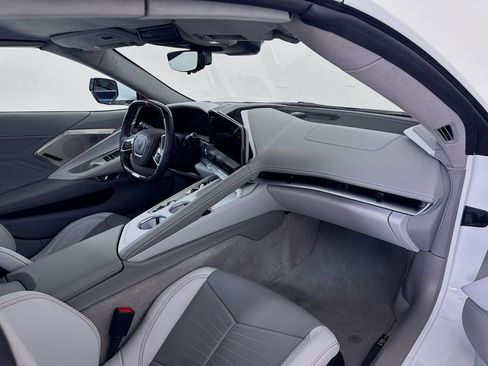 Used 2026 Chevrolet Corvette Z06 RWD image 9