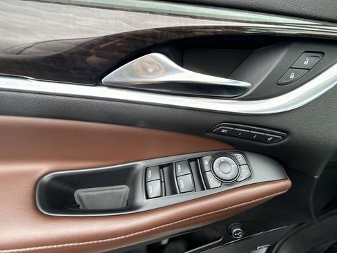 Certified 2021 Buick Enclave Avenir w/ Avenir Technology Package image 30