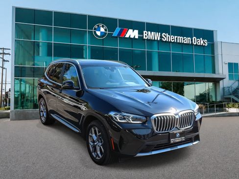 Certified 2023 BMW X3 xDrive30i w/ Premium Package w/ZPA AWD/4WD image 3