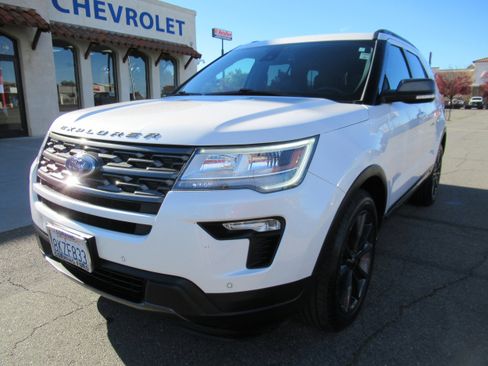 Used 2019 Ford Explorer XLT w/ Equipment Group 202A image 1