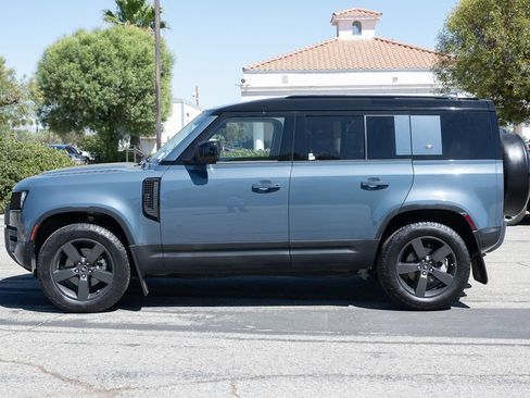 Used 2023 Land Rover Defender 110 S AWD/4WD image 8