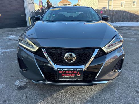 Used 2019 Nissan Maxima 3.5 SL w/ Floor Mat Group image 2