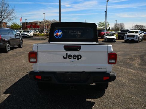 Used 2020 Jeep Gladiator Sport w/ Quick Order Package 24S AWD/4WD image 6